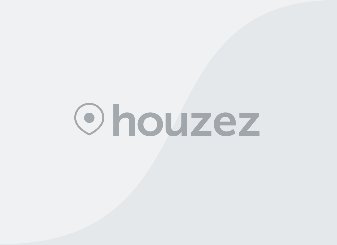 Country Home on 5 Acres in Garneton