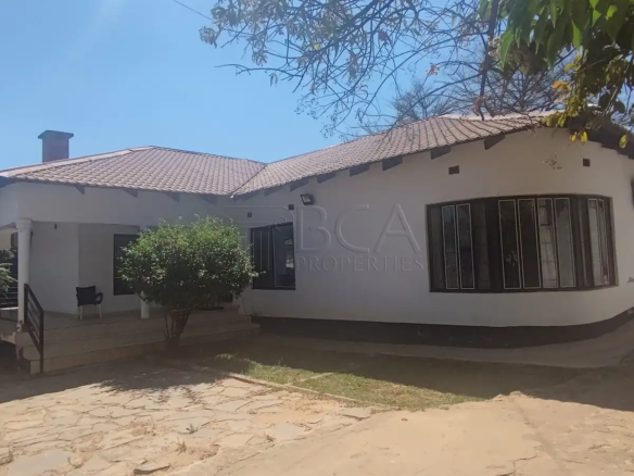 Woodlands Property to Rent – 3 Bedrooms