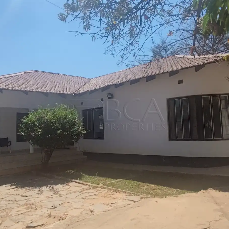 Woodlands Property to Rent – 3 Bedrooms