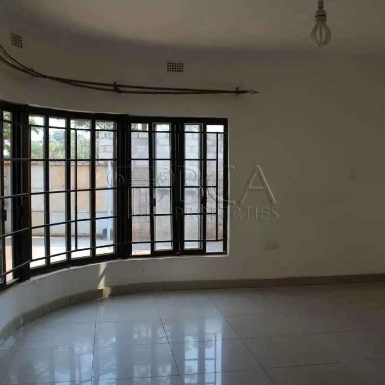 Woodlands Property to Rent – 3 Bedrooms