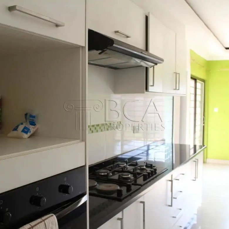 Woodlands Property to Rent – 3 Bedrooms