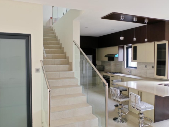 3 Bedroom Furnished Apartments to Rent