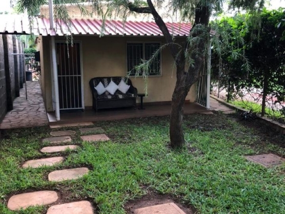 2 Bedroom Furnished Cottage for Rent