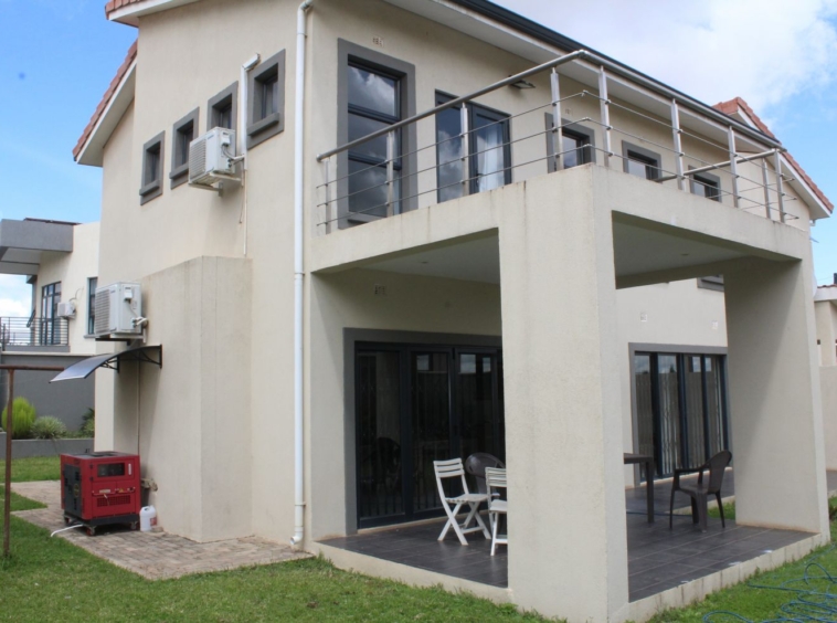 Executive 3 Bedroom Furnished Home in Roma Park