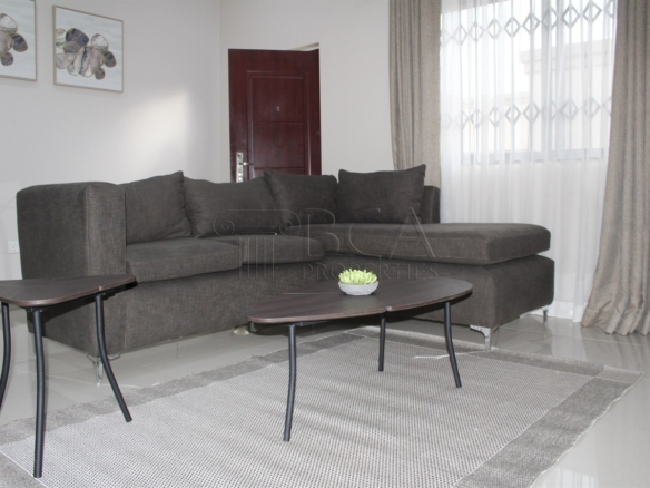 2 Bedroom Furnished Flat to Rent in Roma