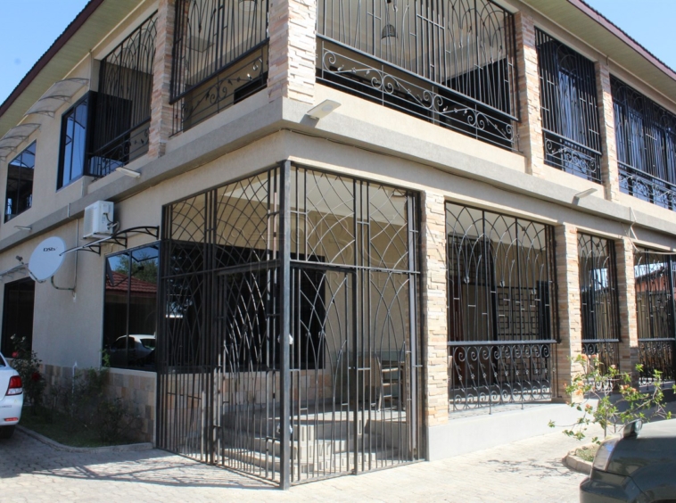 Stunning 5 Bedroom House for Sale in Mass Media