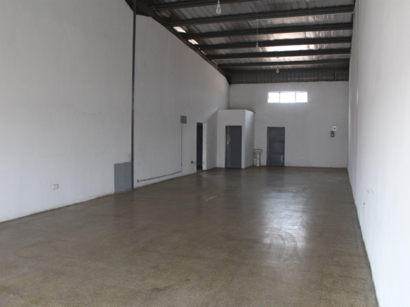 Prime Commercial Retail Space for Rent