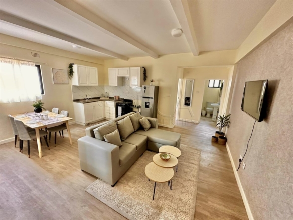 Stunning Newly Built Apartments in Longacres