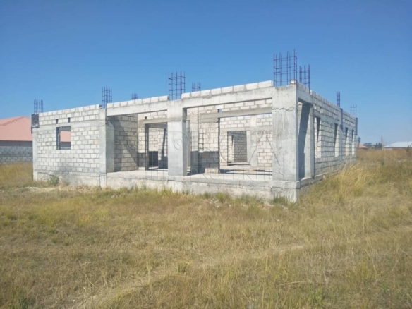 4-Bedroom Double-Storey Incomplete House in Mulungushi