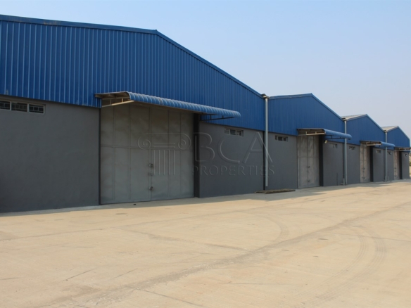 Warehouses to Let at Garden House Plaza