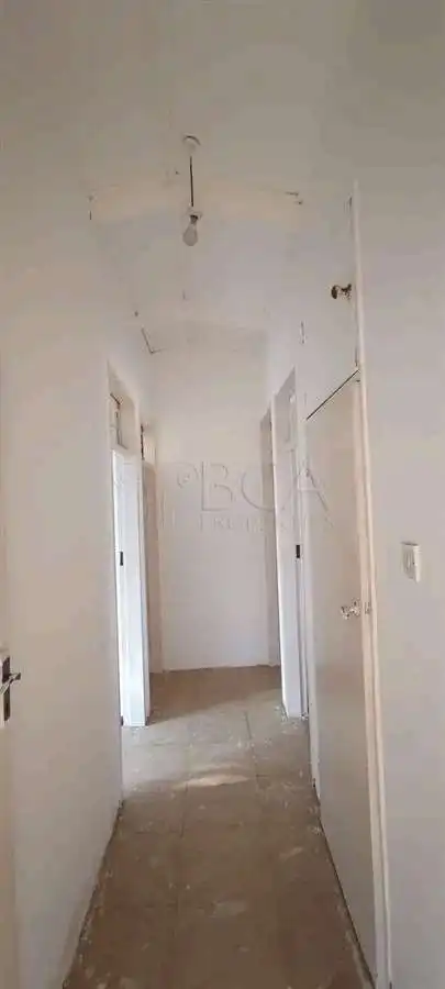 BCA-21610_page10_image11