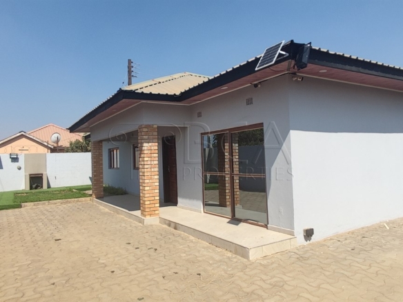 Modern 3 Bedroom House for Rent in Chalala