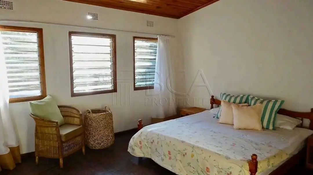 BCA-26000_page9_image11