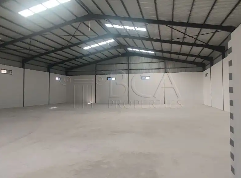 730sqm Warehouse for Rent