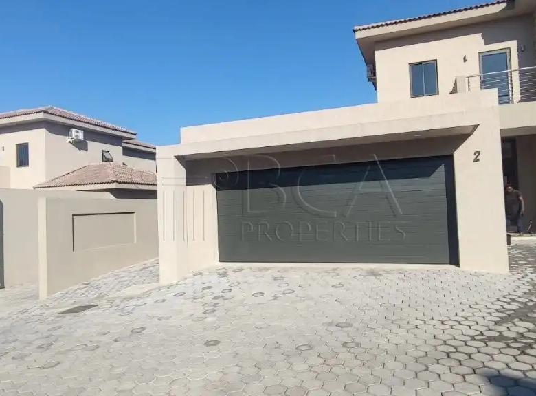 Roma Park Villas – 3 & 4 Bedroom for Rent