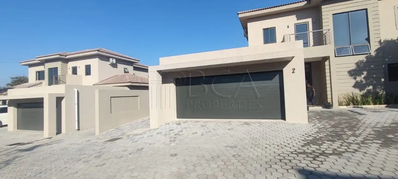 Roma Park Villas – 3 & 4 Bedroom for Rent