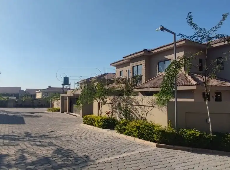 Roma Park Villas – 3 & 4 Bedroom for Rent