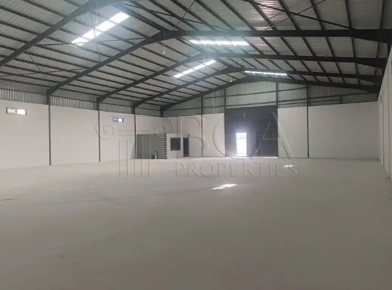 730sqm Warehouse for Rent