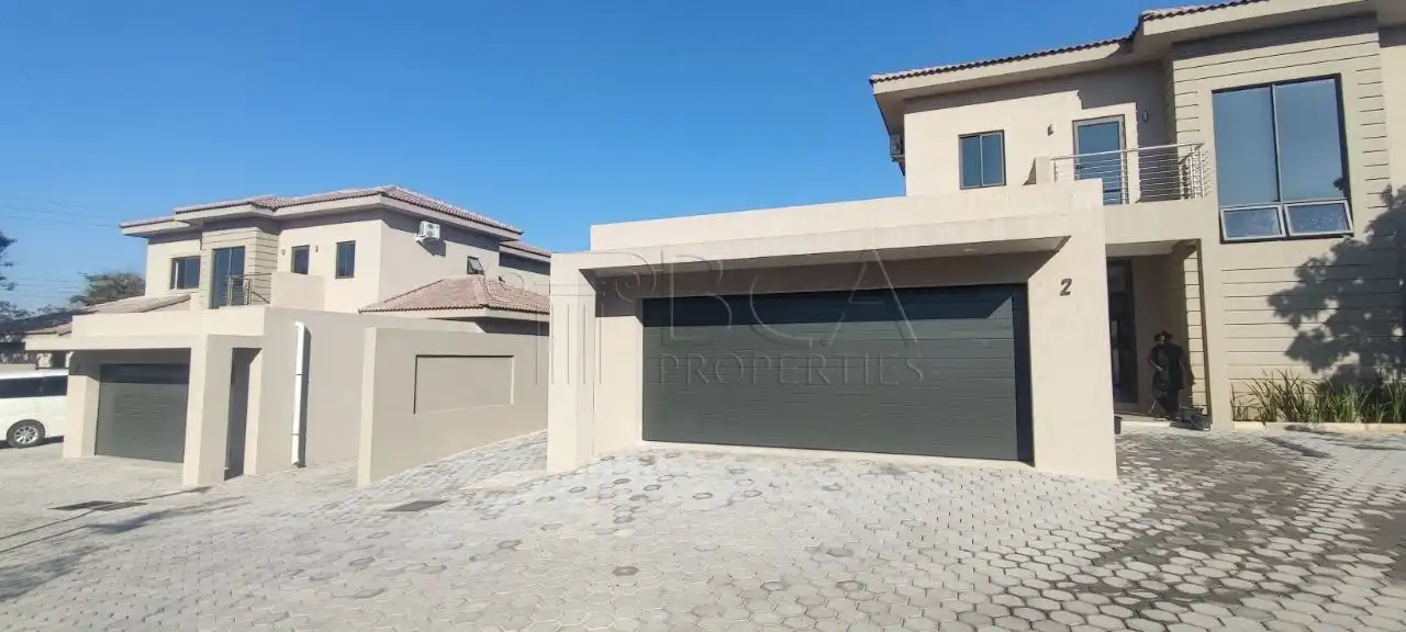 Roma Park Villas – 3 & 4 Bedroom for Rent