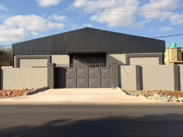 730sqm Warehouse for Rent