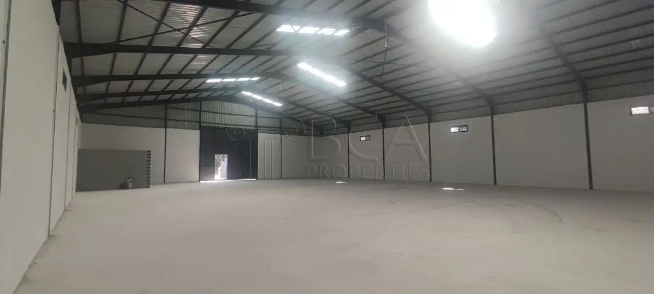 730sqm Warehouse for Rent