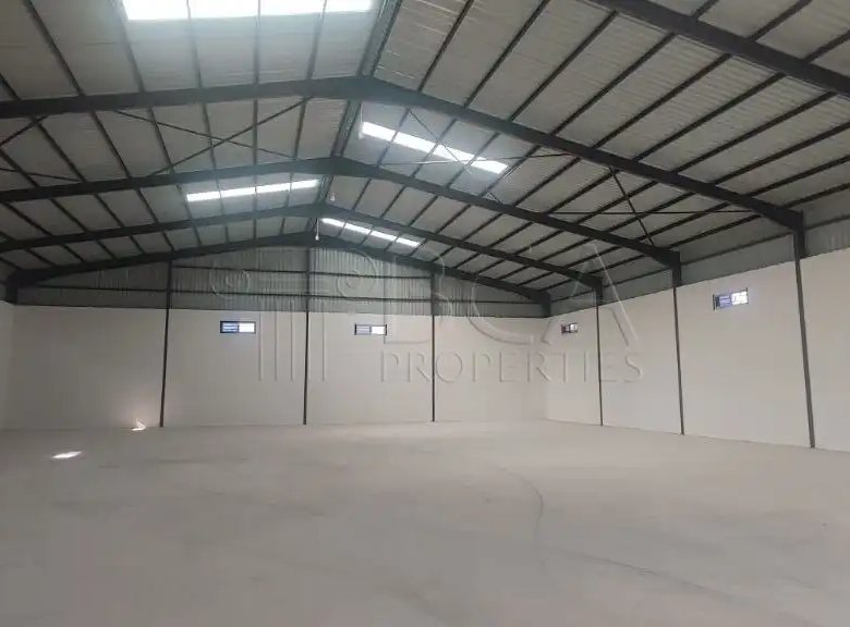 730sqm Warehouse for Rent