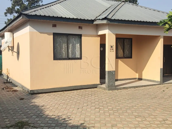 2 Bedroom Flat for Rent in Emerald Hill Estate